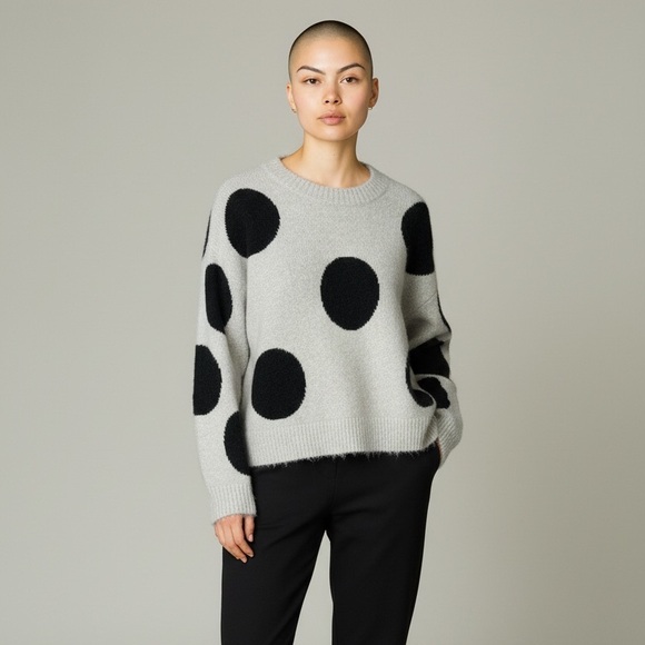 Chelsea & Theodore Abstract Circle Knit Sweater Black White Size Small - Picture 2 of 9